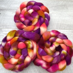 100g Galway hand dyed fibre combed tops. UK roving wool