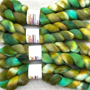 100g Cheviot hand dyed fibre combed tops. UK roving wool