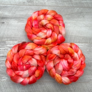 100g Cormo silk sparkle hand dyed fibre roving combed tops. UK