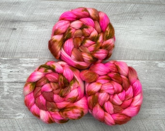 100g Cormo silk sparkle hand dyed fibre roving combed tops. UK