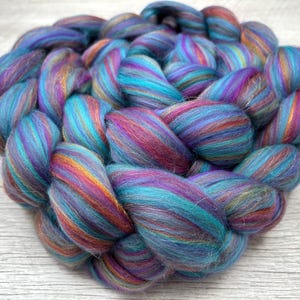 100g Fine Merino & Stellina combed tops blend wool roving. UK.