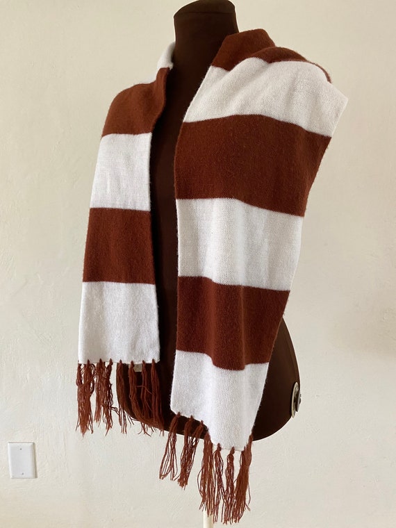 Vintage 60’s - 70’s brown and white striped 60” l… - image 2