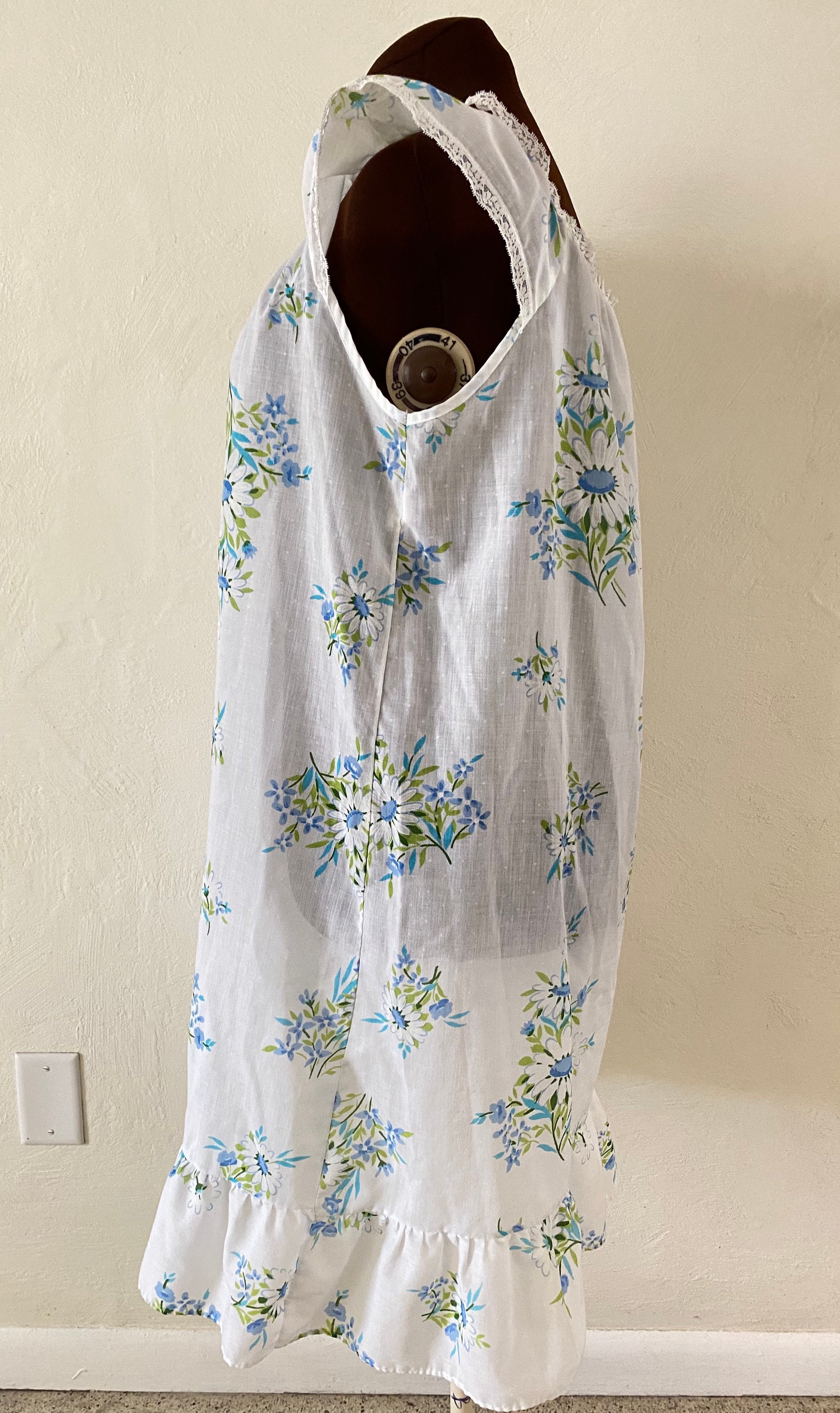 Vintage 50s Plus Size Cotton Nightgown Robe Peignoir Set Nighty Daisy Floral Swiss Dot L XXL 2X