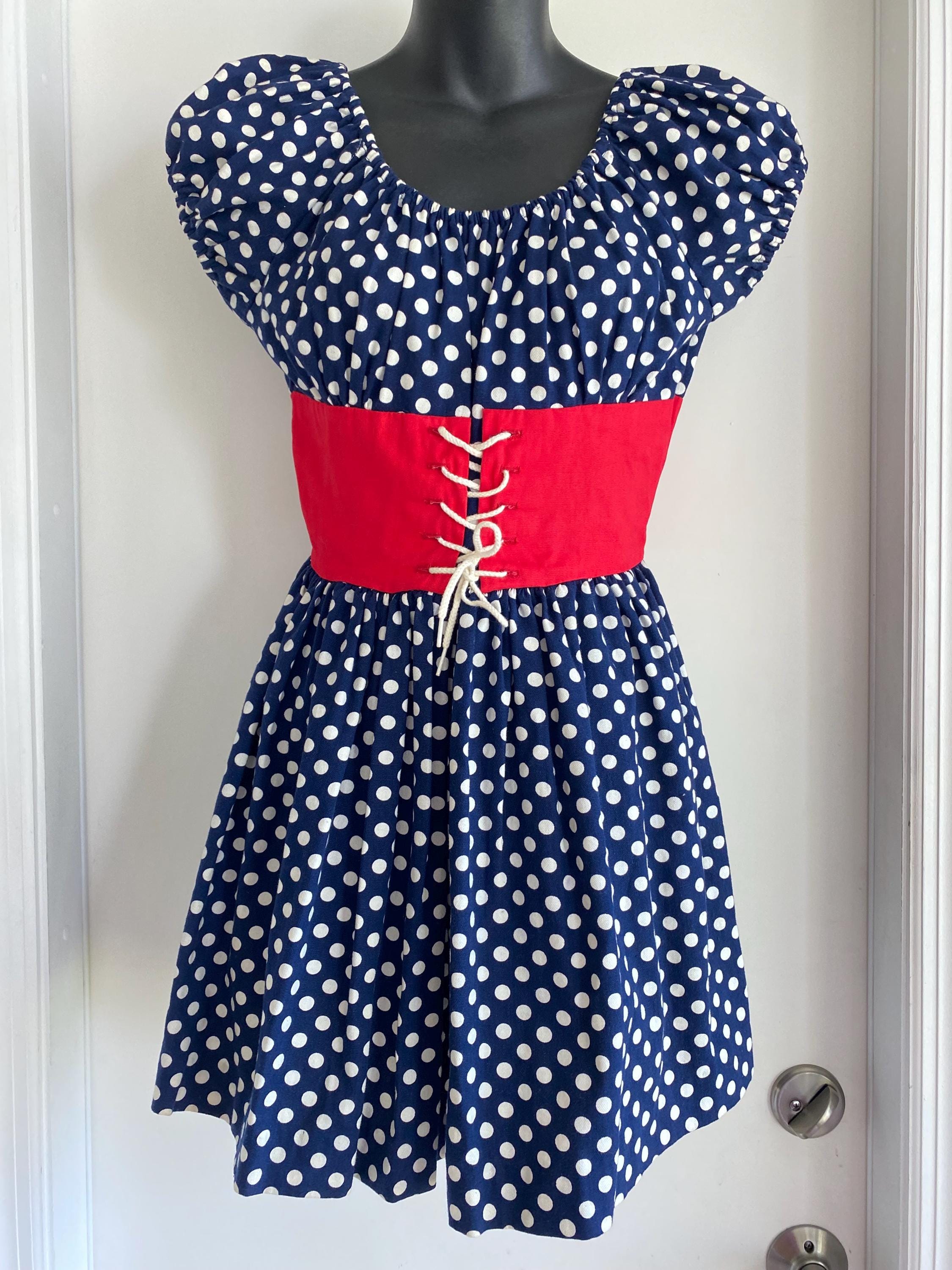 dress blues cape Marilyn Monroe White and Blue Polka Dot Dress The Seven Year Itch Cost   LausenCrafts