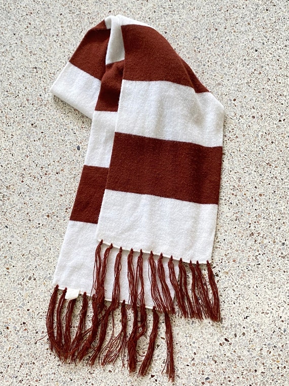 Vintage 60’s - 70’s brown and white striped 60” l… - image 1