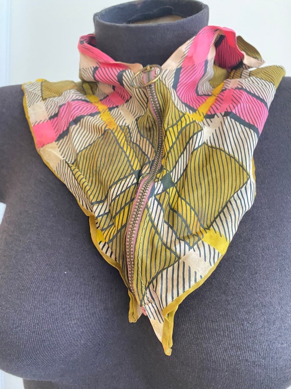 Vintage 50’s pink golden plaid zipper scarf mod r… - image 5