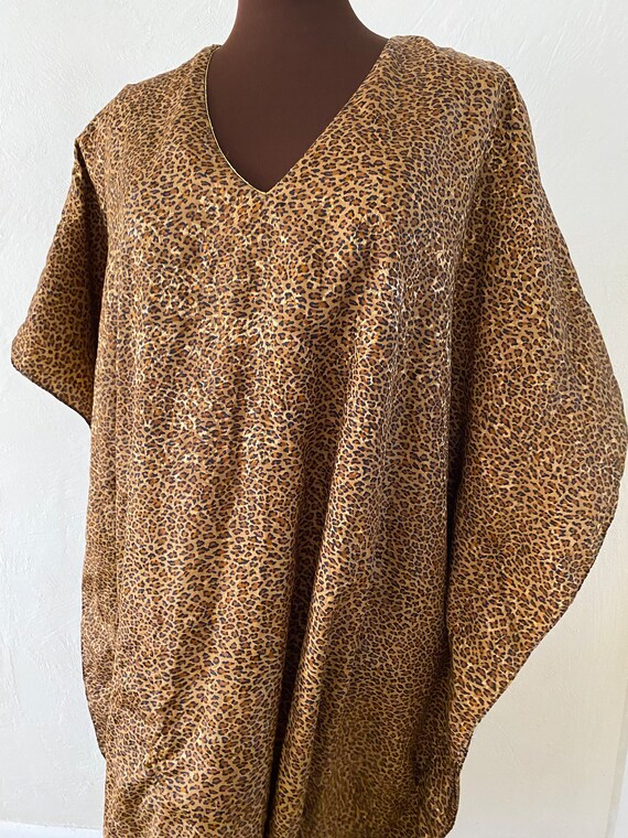 Vintage 80’s plus size silky leopard print satin … - image 2