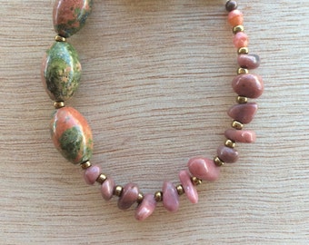 B115 Pink and Green Stone Bracelet