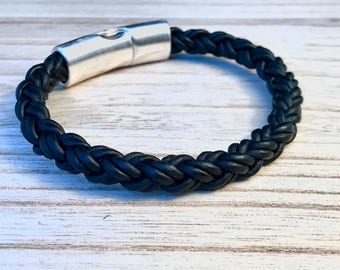 Pulsera de cuero / Pulsera de cuero trenzado / Estilo clásico urbano / Pulsera de cuero unisex