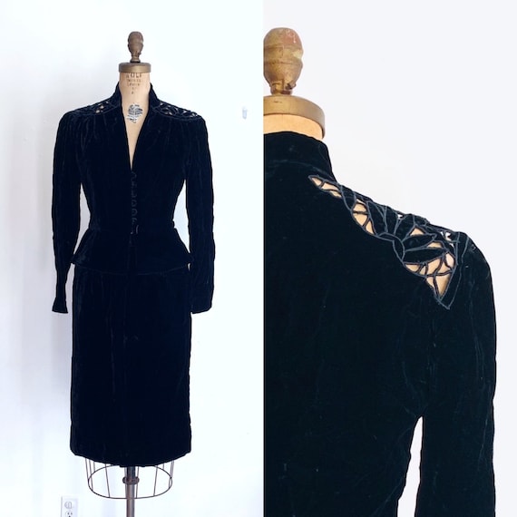 Noir Black Velvet Suit / Vintage Peplum Skirt Suit
