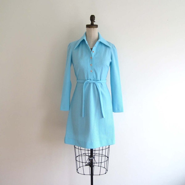 SALE // vintage 1970s dress / never worn  ( KALEIDOSCOPE BUTTONS )