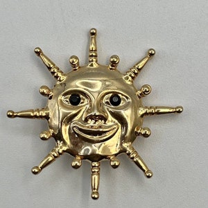 Vintage GERRYs Gold Tone Sun Pin Brooch Pin Rhinestone Eyes Signed