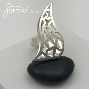 Ring Artistic Flame - Organic yet Geometric Ring Design - Cocktail Ring ...