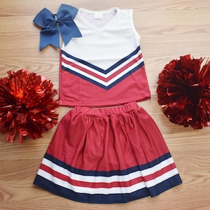red pom pom dress Red Pom m Dress + Summer Bucket List