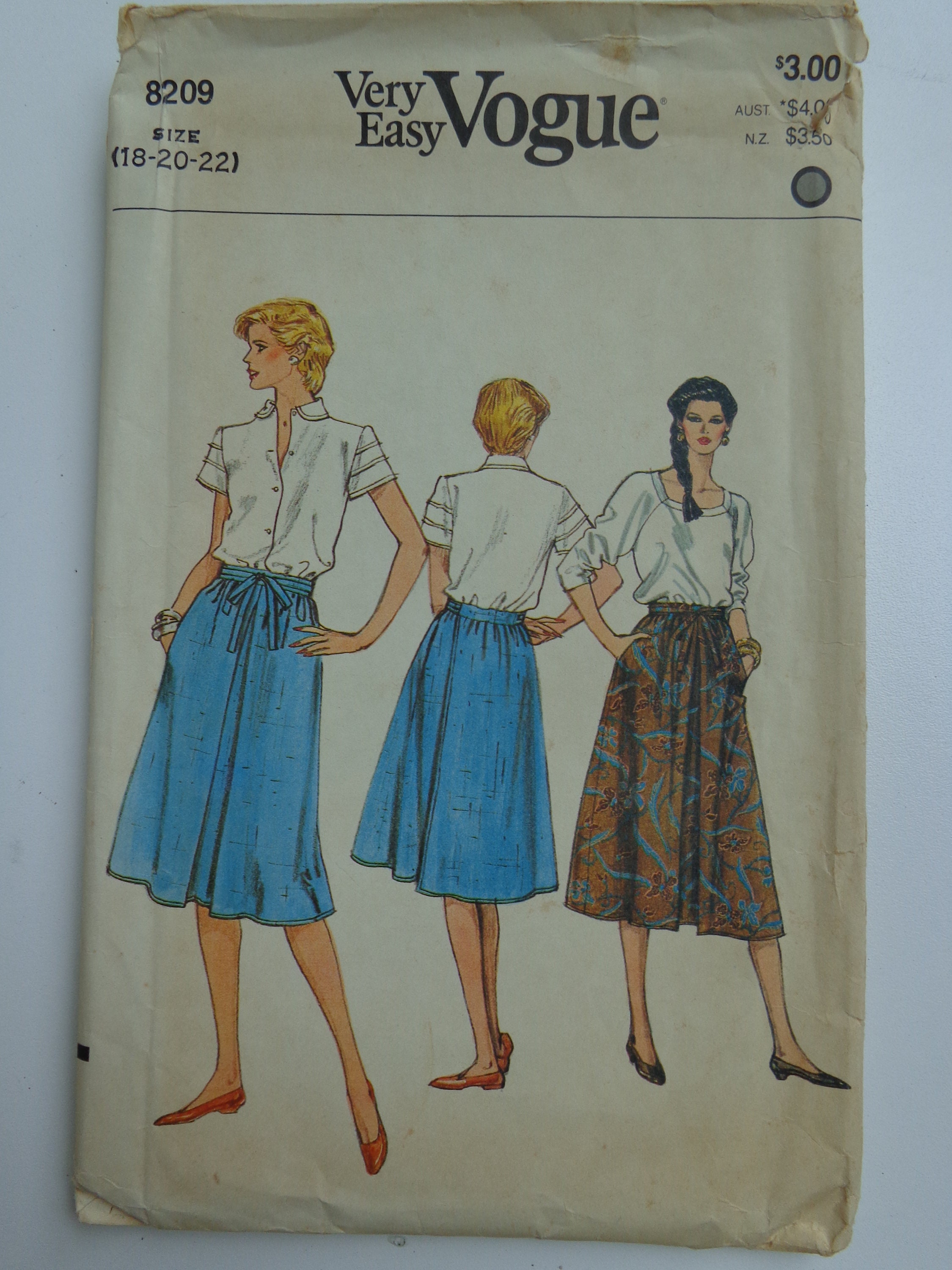 18+ Womens Clothing Patterns Vintage Vogue Pattern 8209 Skirt Pattern Womens Clothing Pattern Size