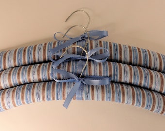 Gewatteerde kleerhanger set van 3 stoffen hanger strik gratis verzending