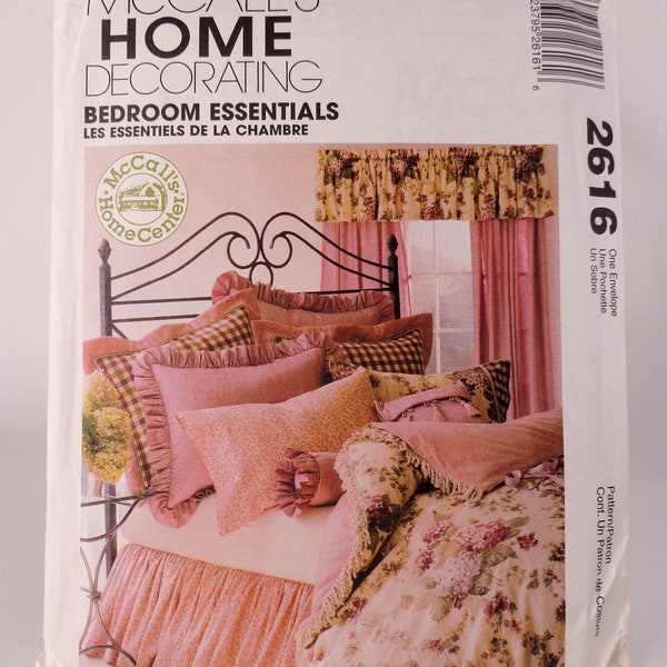 Quilt Pattern Dust Ruffle Pattern Pillow Sham Valance Curtain Drapery Pillow Case Throw Pillows McCalls 2616 Uncut FF Home Dec Pattern