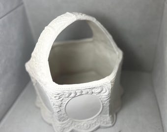 keepsake lace baske bisque ready to paint