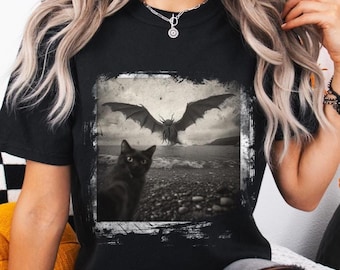 Found Footage Selfie Cat Cthulhu Shirt, Selfie Cat Halloween Line, Cat lover Shirt, Cthulhu Shirt, Eldritch Horror, Halloween Gift Shirt