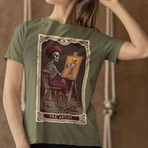 Camiseta de Tarot de El Artista, Camiseta de Tarot con Esqueleto de Artista, Camiseta de Halloween con Colores Confortables, Camiseta para Amantes del Arte, Regalo de Arte para Amigos, Regalo de Bruja