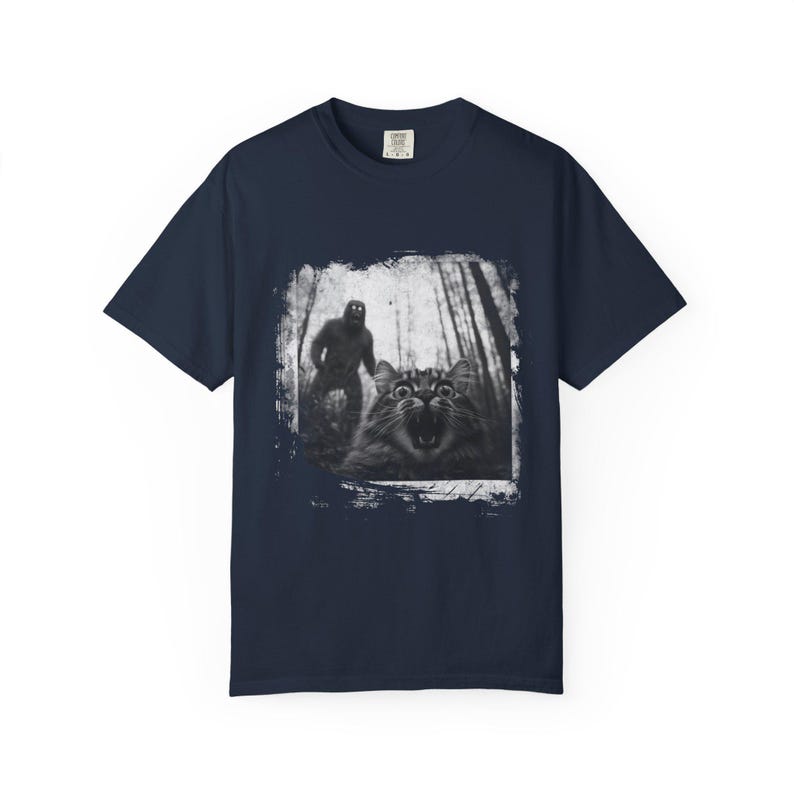 Found Footage Selfie Cat Bigfoot Halloween Monster Shirt, Funny Cat Shirt, Cat lover T Shirt, Big Foot Shirt, Horror Shirt, Spooky Shirt image 3