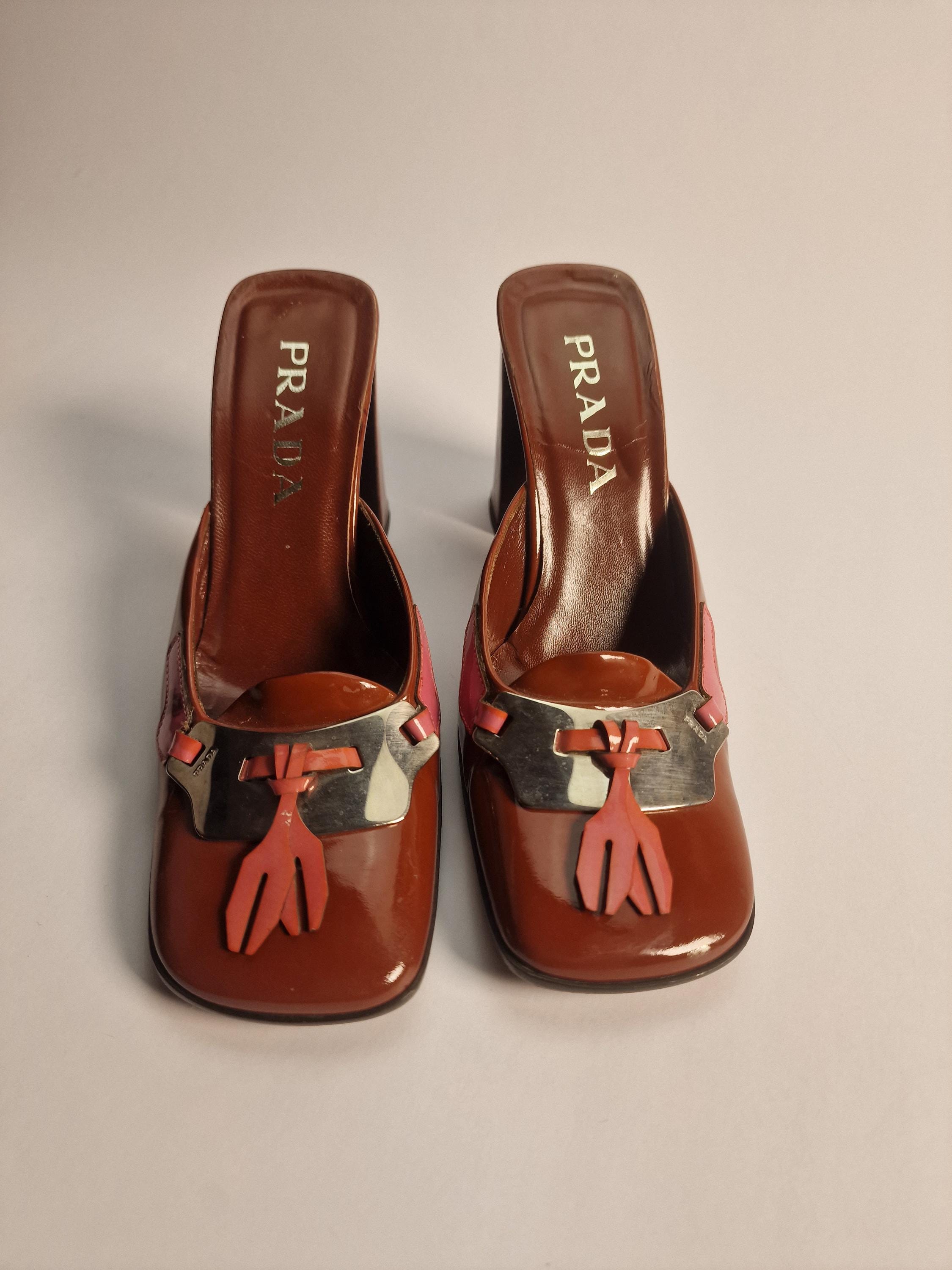 PRADA プラダ VERO CUOIO 35 ハイヒール　パンプス　レザー PRADA - PRADA プラダ レザー ヒール パンプス 表記サイズ 35 1