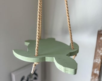 Sea Turtle Plant Hanger – Macramé Hanging Planter, Ocean-Inspired Home Decor, Handmade Hanging Plant Stand, Coastal Home Decor