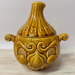 Vintage James Sadler Glazed Onions Lidded Funny Face Pot. Vintage Two Face Kitchenalia. Circa 1960's.
