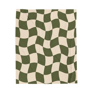 Olive Green Wavy Checkerboard Cozy Throw Blanket Blanket Wavy Checkerboard Retro Room Decor Boho Home Blanket Neutral Couch Throw Gift image 9