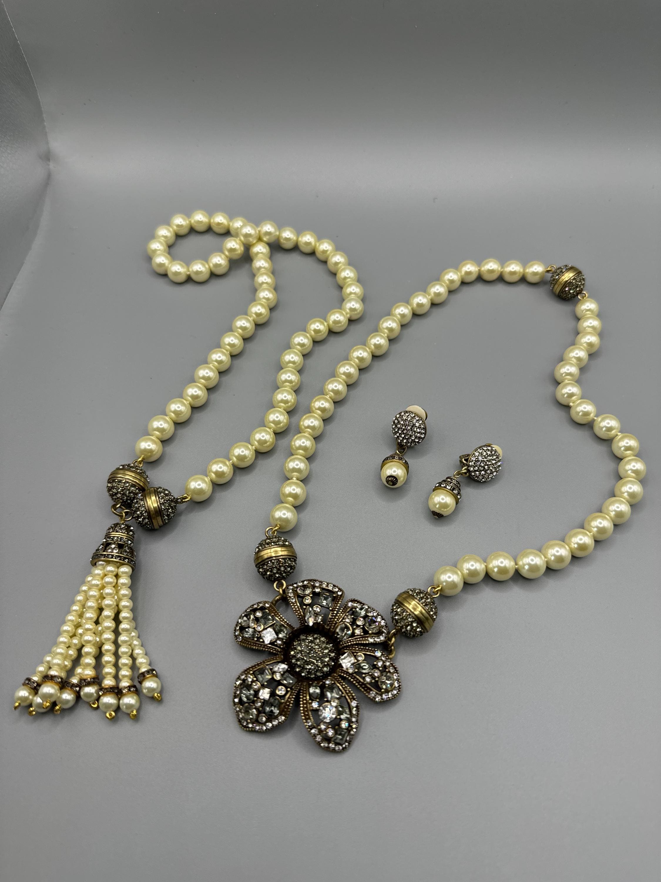 Heidi Daus Endless Possibilities Interchangeable Gold Tone Faux Pearl  Piece Necklace Bracelet with Earrings Set