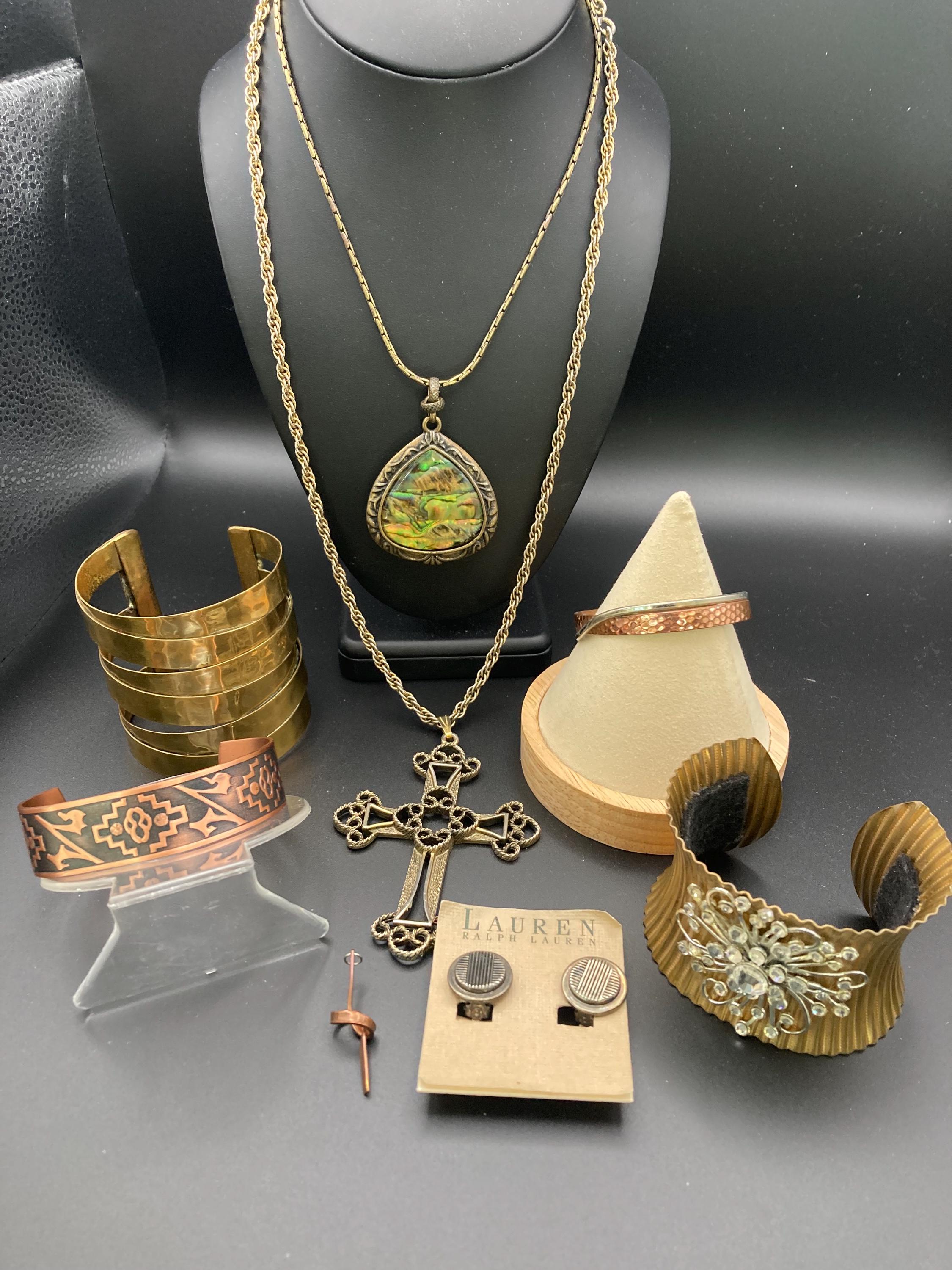 Bell trading post - Etsy 日本