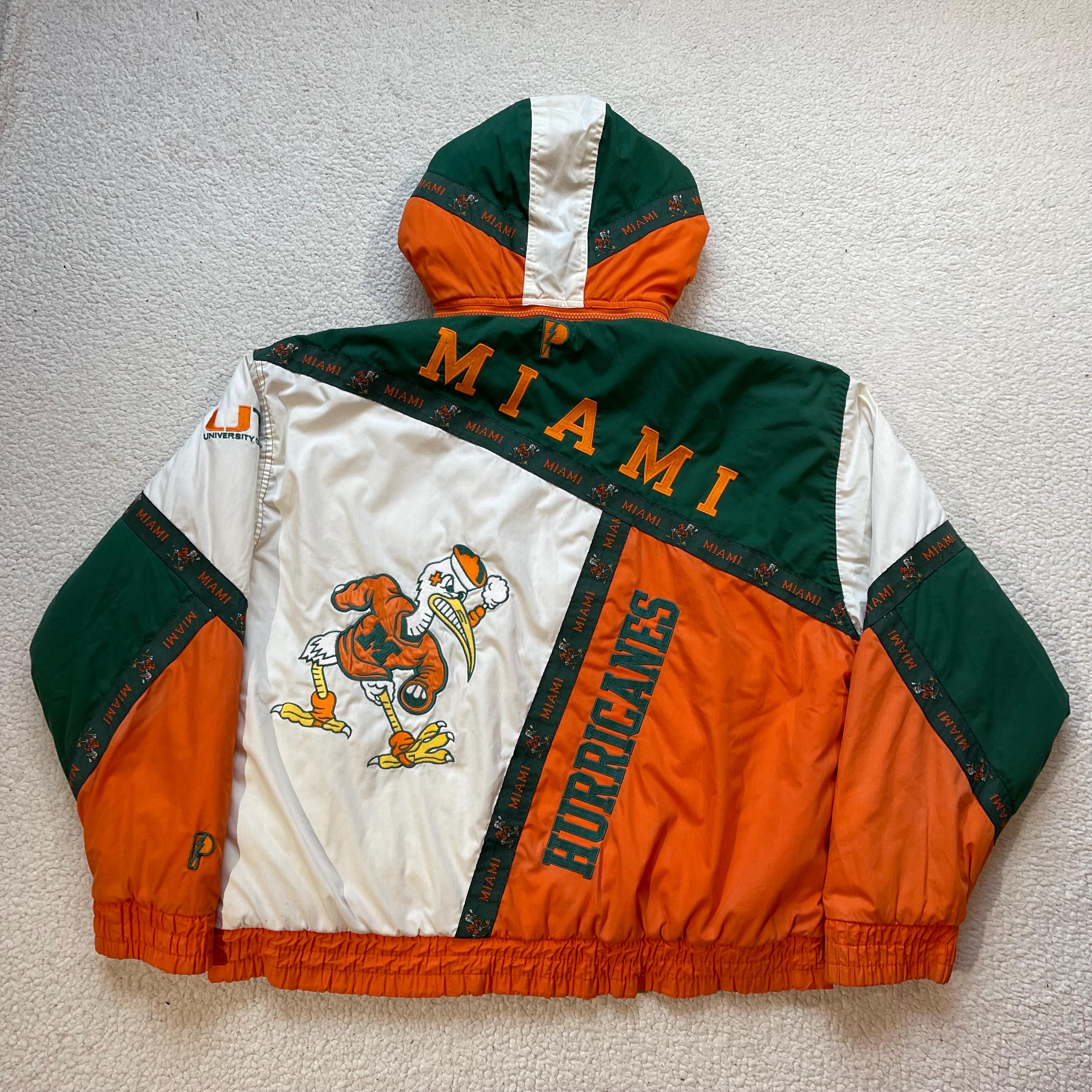 90s Pro Player マイアミハリケーンズ ナイロンジャケット Vintage 90s University of Miami Hurricanes Windbreaker Size