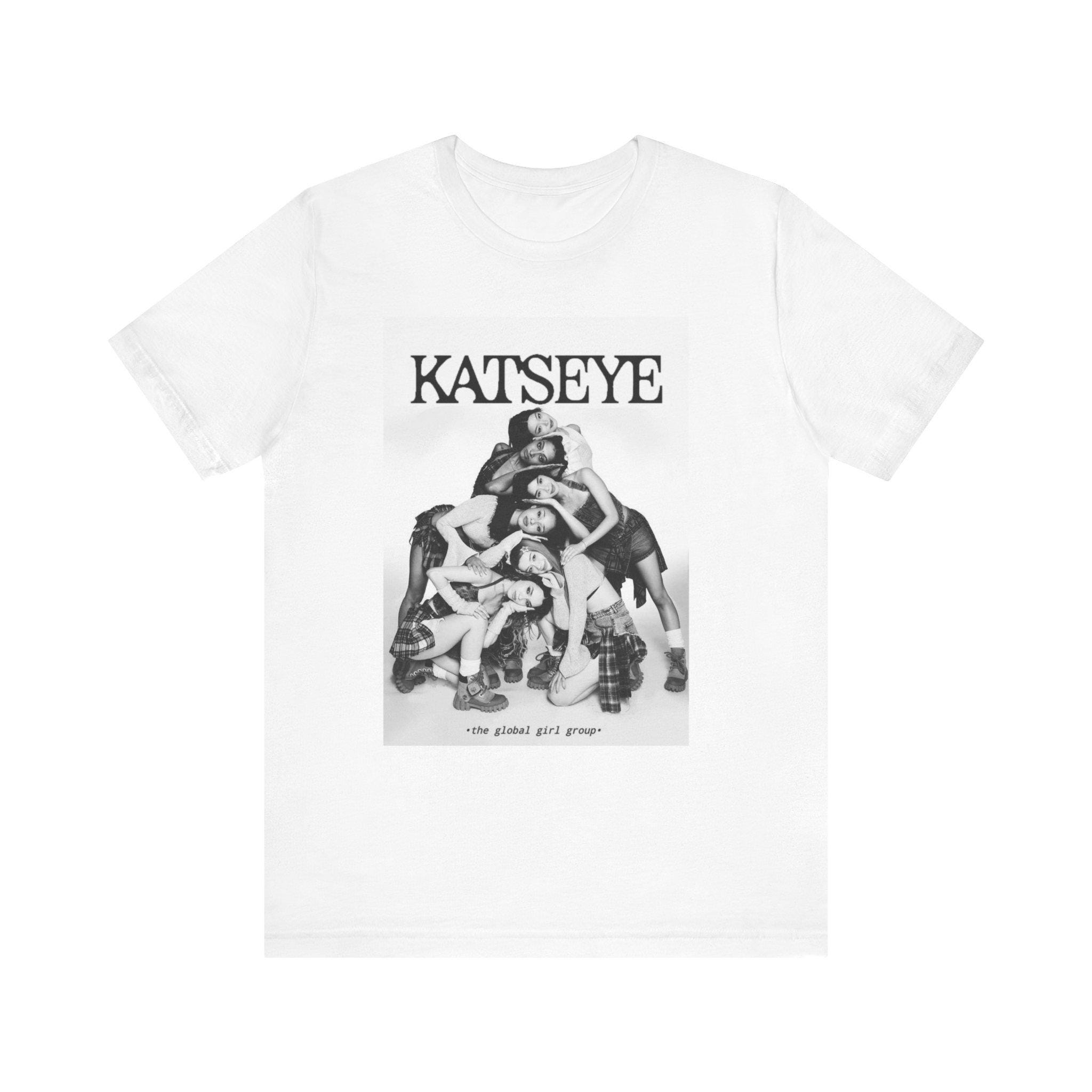 トップス KATSEYE S/S T-SHIRT (WHITE) KATSEYE | S/S Distressed T Shirt
