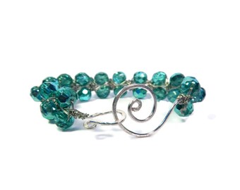 Czech Glass Bracelet | Green Crystal Bracelet | Swirl Clasp Bracelet | Wire Wrapped Jewelry | Unique Beaded Bracelets | Beaded Bangle