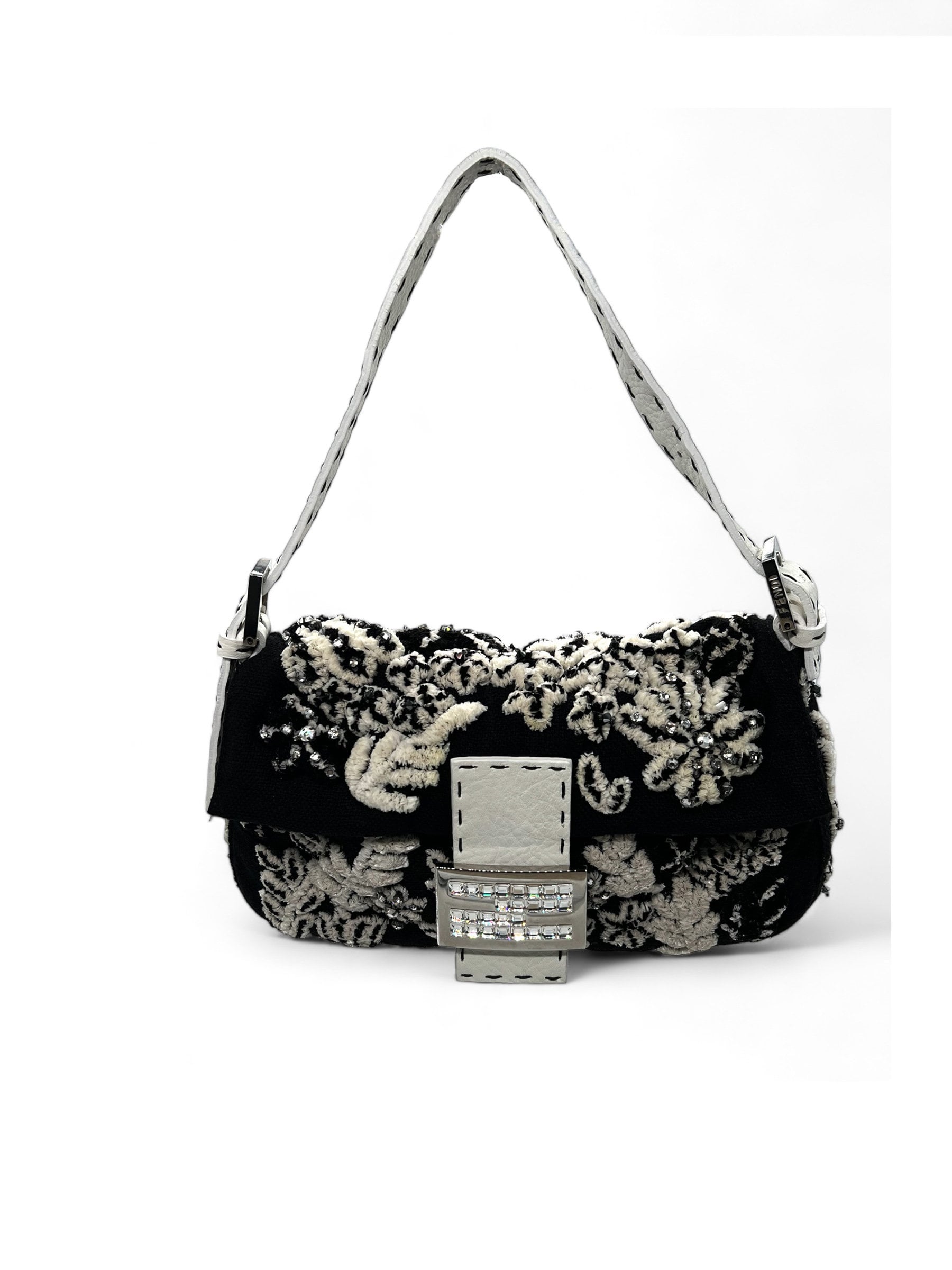 Fendi baguette black hotsell