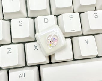 Tecla Saturn Clay: Tecla PBT artesanal hecha a mano para interruptores MX