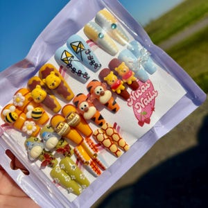 Winnie - Press-on Nails