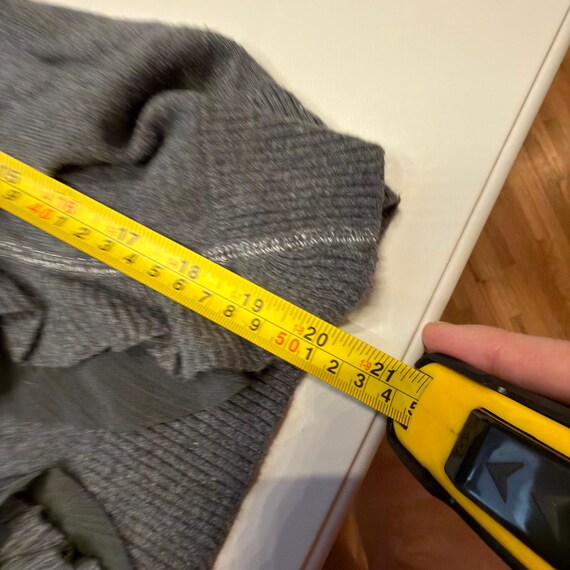 Abercrombie and Fitch Ruffle Open Front Grey Card… - image 5