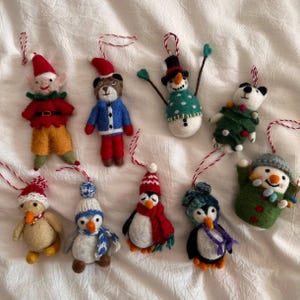 Filz Fertigprodukte / Filz Schneemann / kleiner Pinguin / Christbaumschmuck / Weihnachtsbaumschmuck / Geschenke