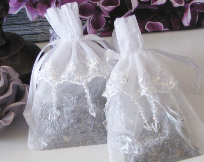 Lavender Lace Sachet Set, French Lavender Sachets, Gift for Her, Natural Moth Repellent, Gift for Mom, Mothers Day Gift, Bridesmaid Gift,