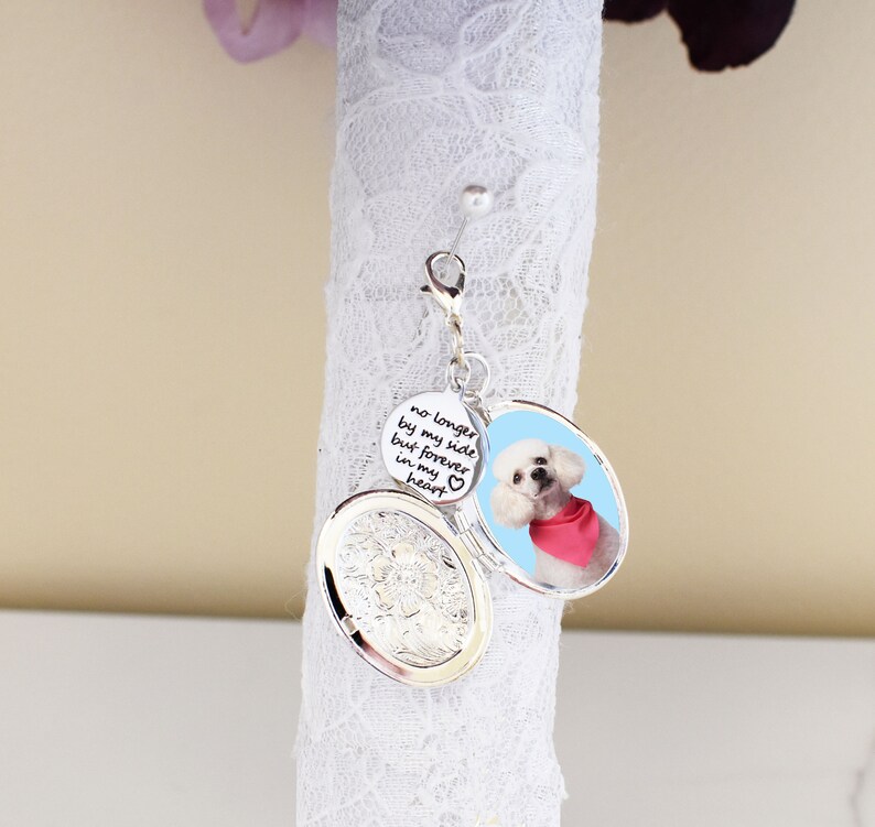 Silver pet memorial picture locket, pet locket for brides bouquet, dog lovers wedding keepsake, silver paw charm bouquet locket, silver locket for wedding, dog memorial locket