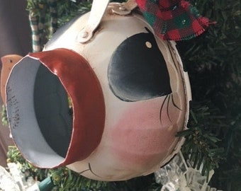 Entonnoir vintage bonhomme de neige peint à la main en conserve