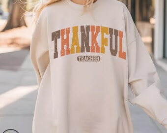 Thanksgiving Retro Teacher Shirt, Thankful Teacher Sweatshirt, Fall Vibes Shirt, Cozy Teacher Shirt, Thanksgiving Dinner, Teacher Gift