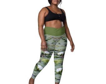 Lotus Pond Crossover leggings with pockets