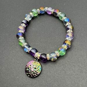 Glass Beaded Charm Bracelet, Stretchy Bracelet, Fashion Accessory, Stylish Charm Jewelry, Unique Gift Idea