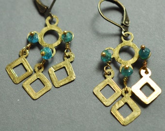 Adventurine and Hammered Brass Square Dangle Earrings