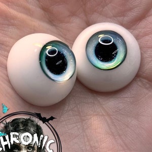 Chronic Art Dolls Beautiful Mint Blue Resin Doll Eyes for Reborn Dolls & BJDs. With microglitter **FREE Shipping**