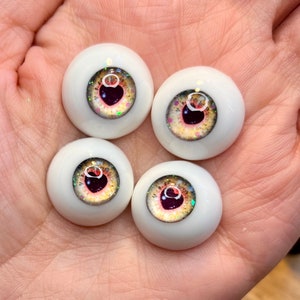 Chronic Art Dolls Resin Heart Eyes for Reborn Dolls & BJD Fantasy Dolls  **FREE 1st Class shipping**