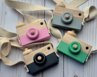 Beech Wood Play Camera - YOU CHOOSE - Montessori - Pretend Play - Photo Prop - Nursery Decor - Sustainable - Pink - Mint - Gray - Black