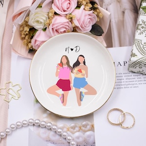 Personalized Bestie Photo Trinket Dish: Birthday Best Friend Gifts, Friendship Ring Holder, Thank You Gift For Friend TRAY - Round